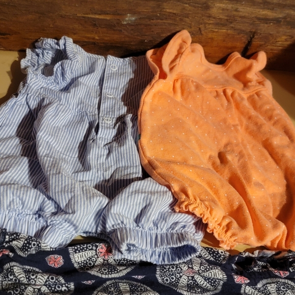 Carter's 3 piece newborn baby girl outfits. Fun, cute designs! - Picture 6 of 6